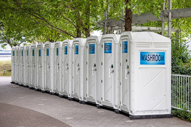Best Porta potty rental for parties  in Moreland Hills, OH